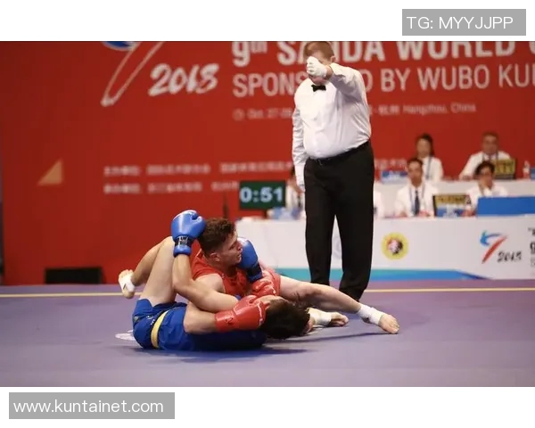 中国与伊朗足球对决新浪直播全程回顾与精彩瞬间分析